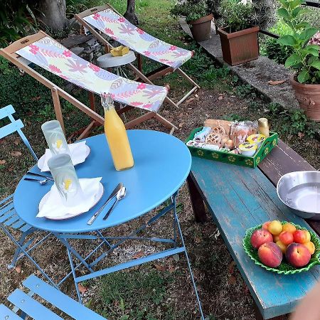 B&B I Glicini Vescina 외부 사진