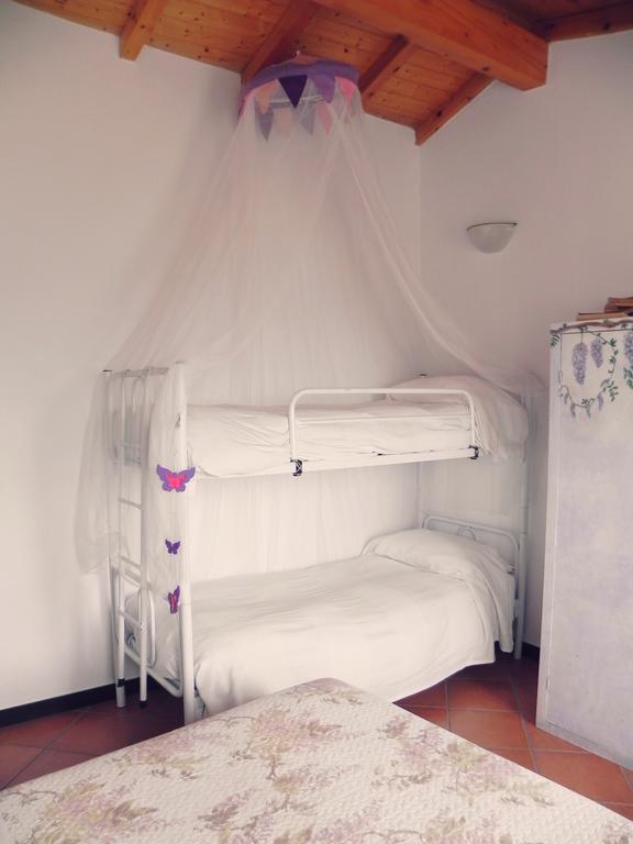 B&B I Glicini Vescina 외부 사진