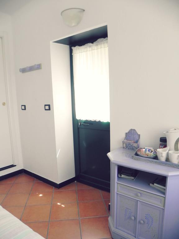 B&B I Glicini Vescina 외부 사진